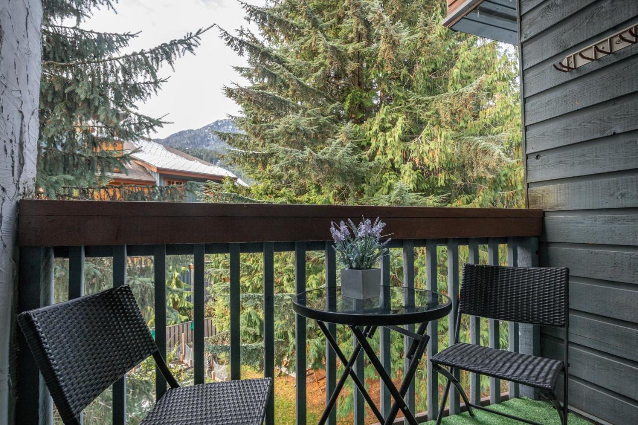 Gorgeous Whistler Creekside Studio Apartman Kültér fotó